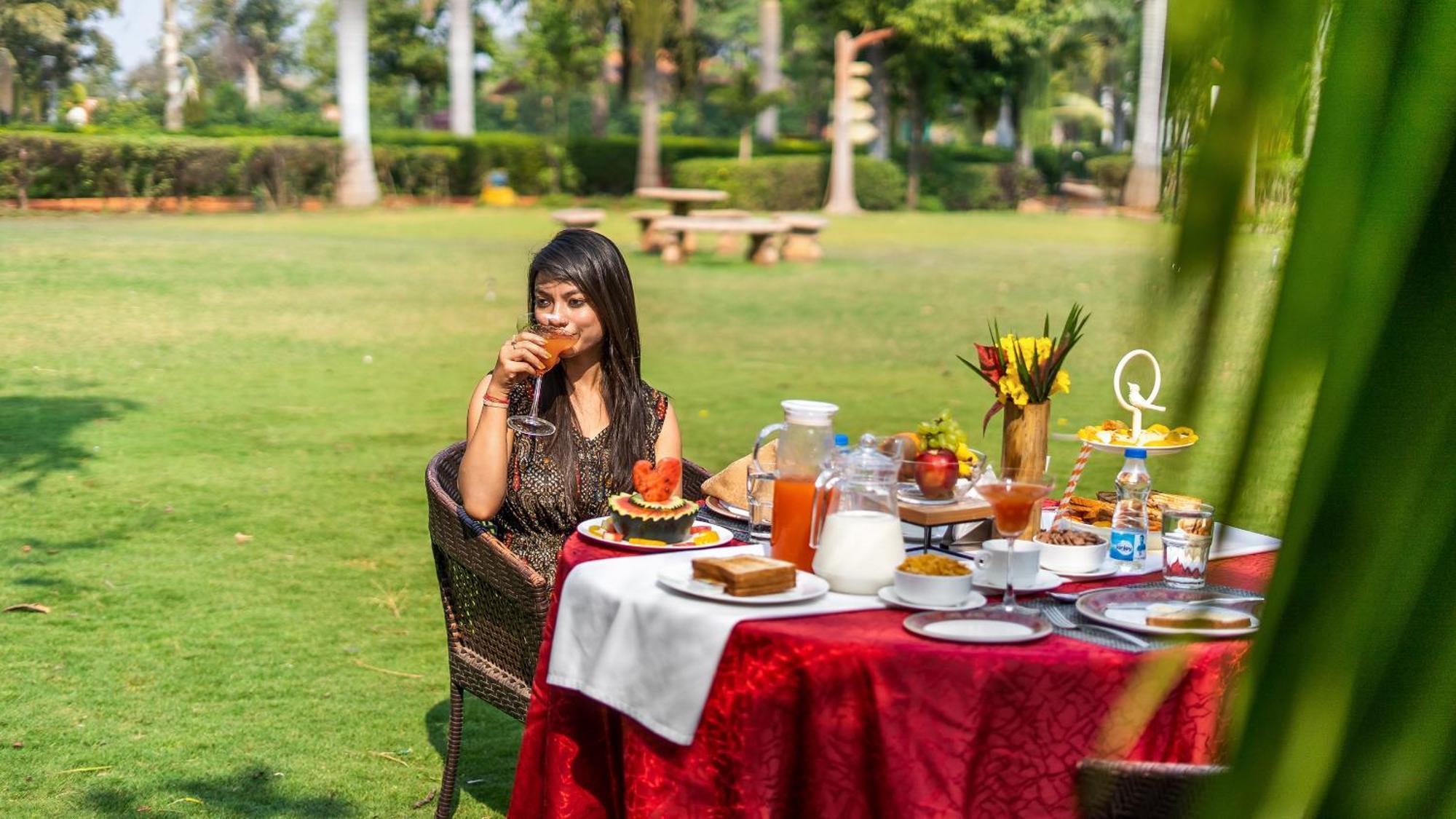 Vijayshree Resort, Hampi Eksteriør billede